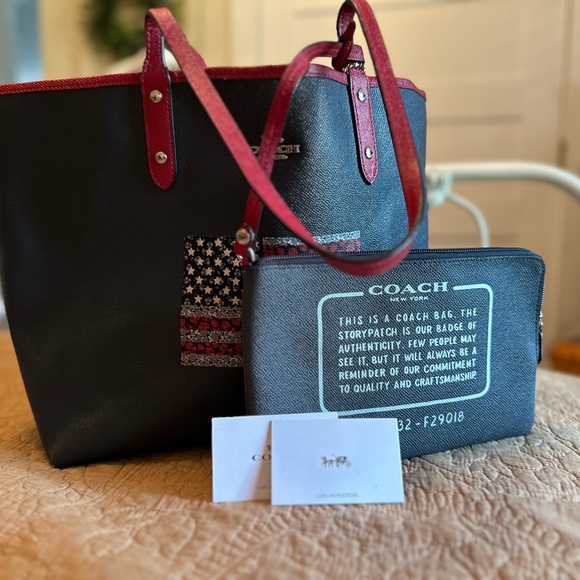 Coach reversible flag signature C Tote with Pouch - Picture 1 of 15
